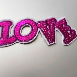SPARKLE SEQUINS LOVE IRON ON PATCH